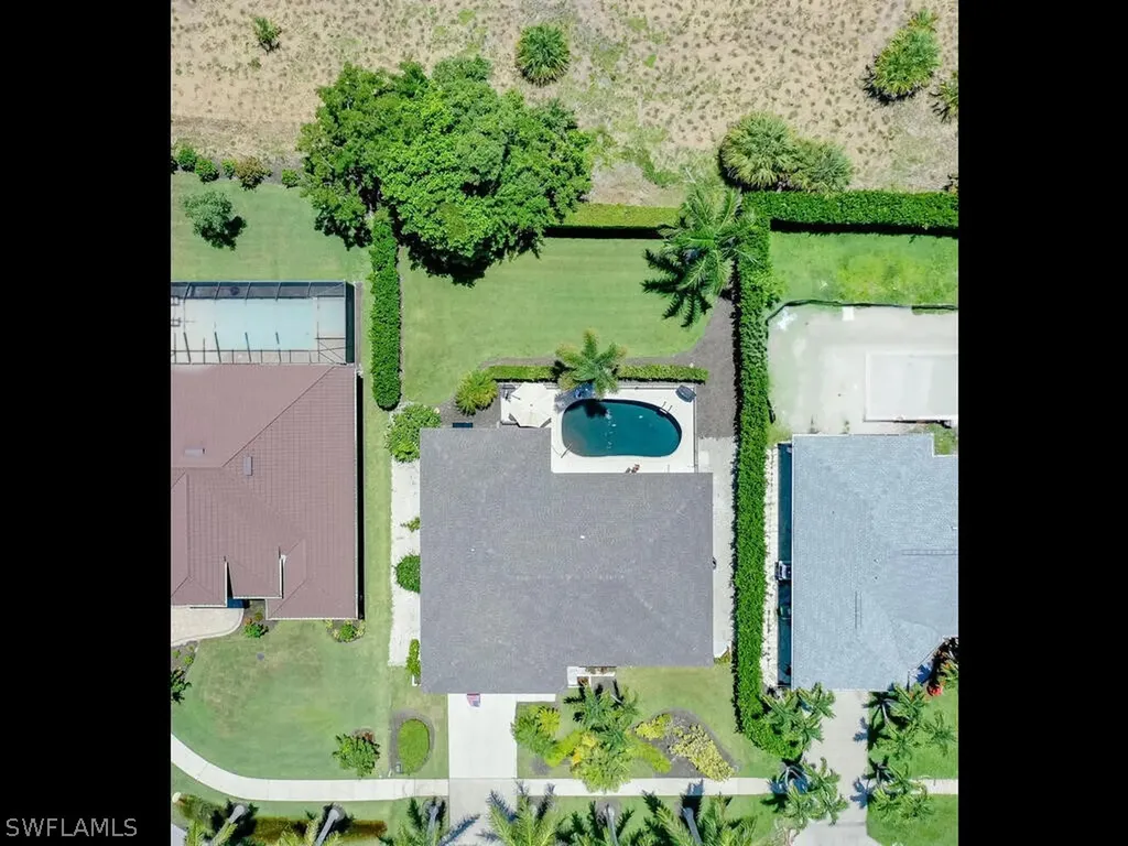601 Somerset Court Marco Island FL 34145