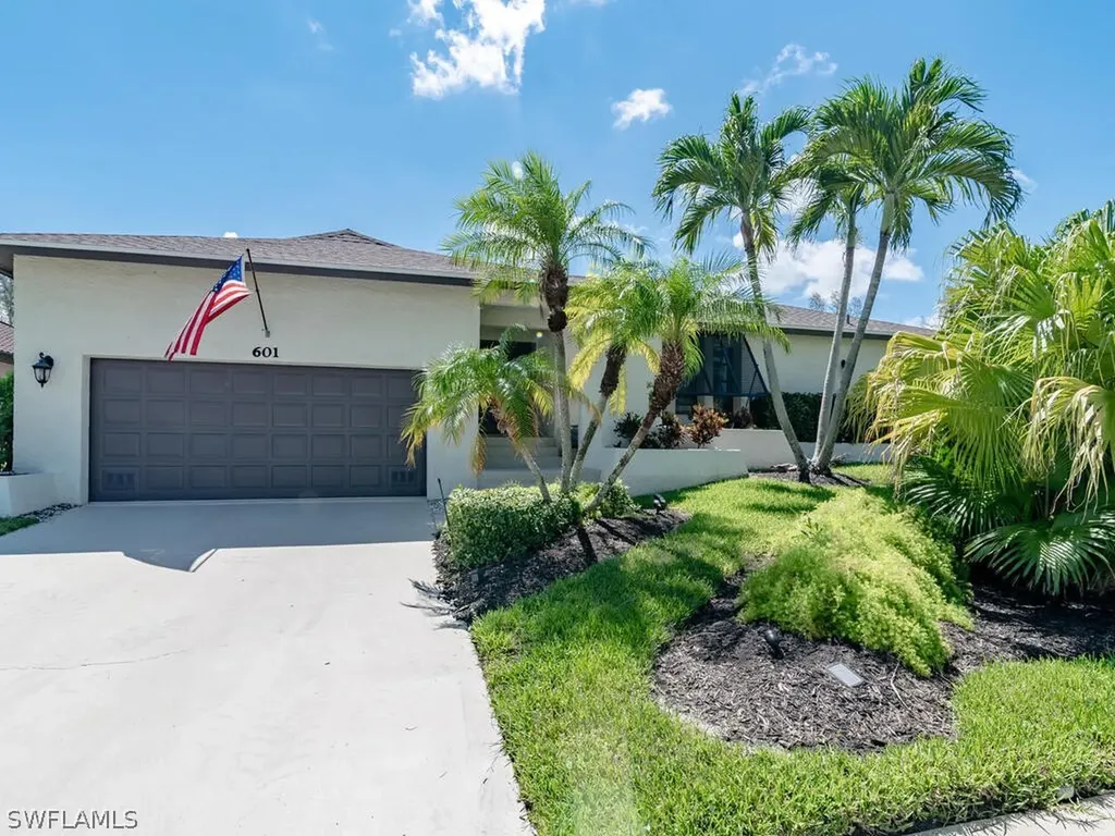 601 Somerset Court Marco Island FL 34145