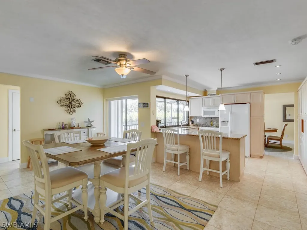 601 Somerset Court Marco Island FL 34145