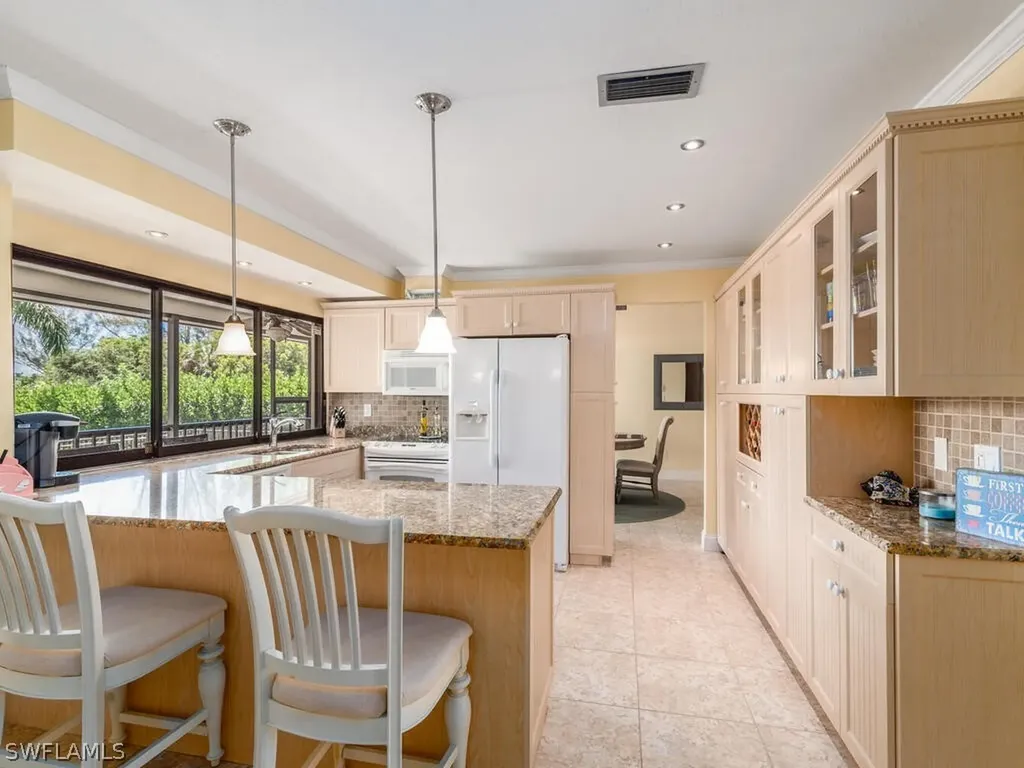 601 Somerset Court Marco Island FL 34145