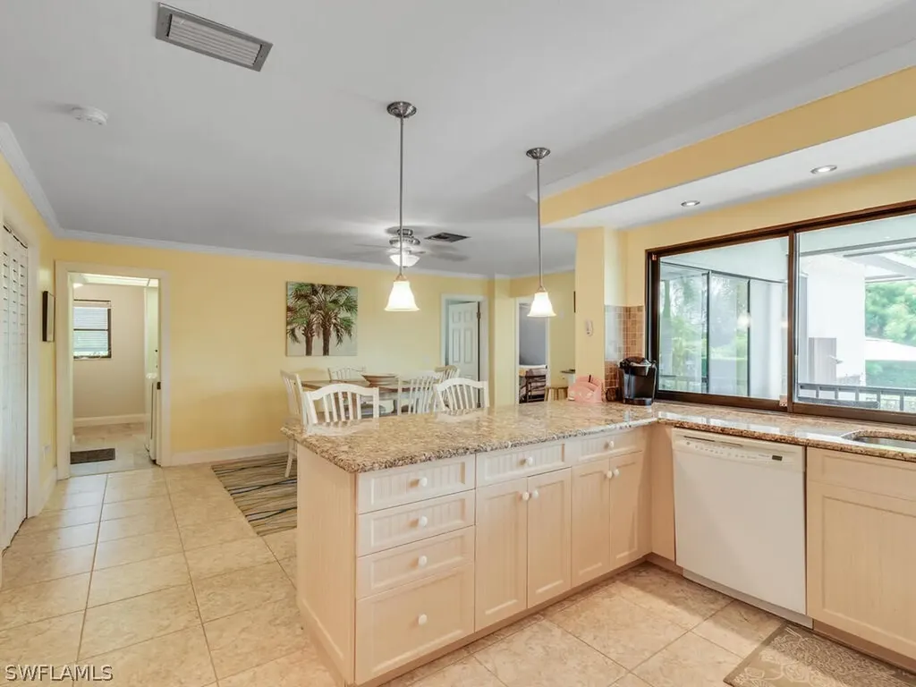 601 Somerset Court Marco Island FL 34145