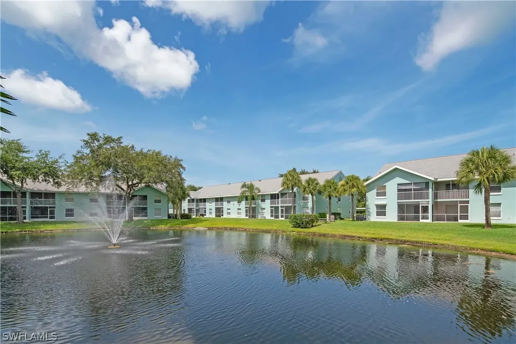 121 Wading Bird Circle Naples FL 34110