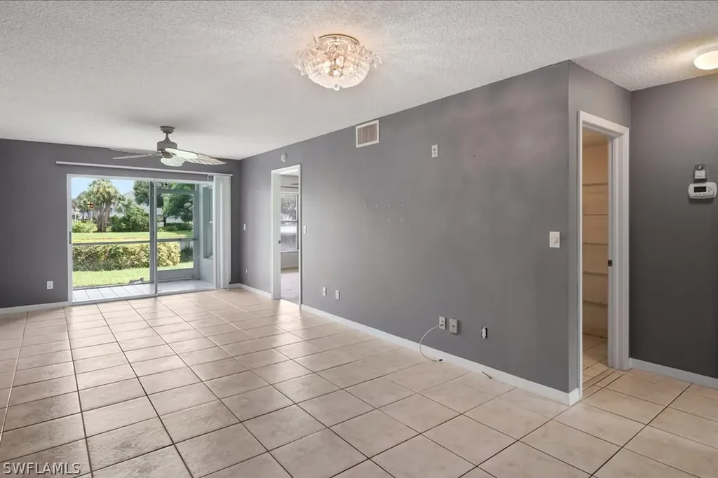 121 Wading Bird Circle Naples FL 34110