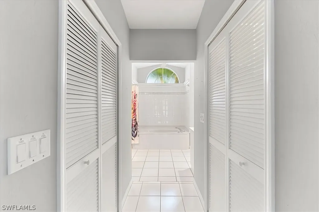 120 SW 38th Place Cape Coral FL 33991