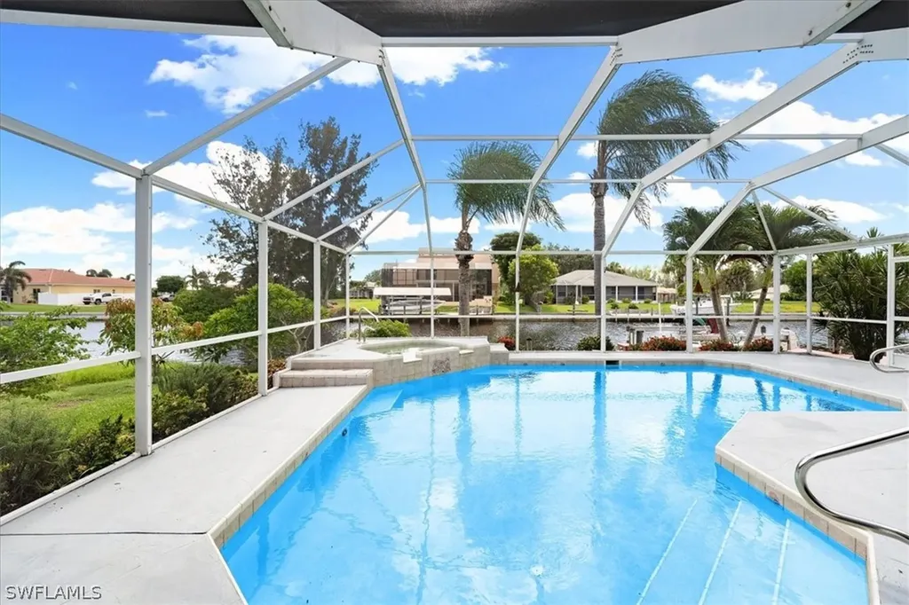 120 SW 38th Place Cape Coral FL 33991