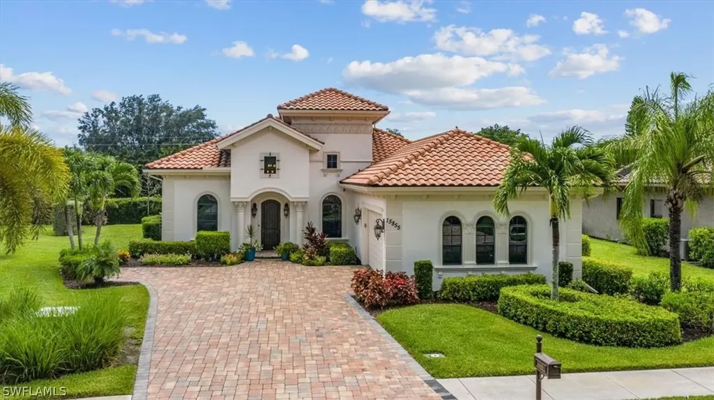 15855 Secoya Reserve Circle Naples FL 34110