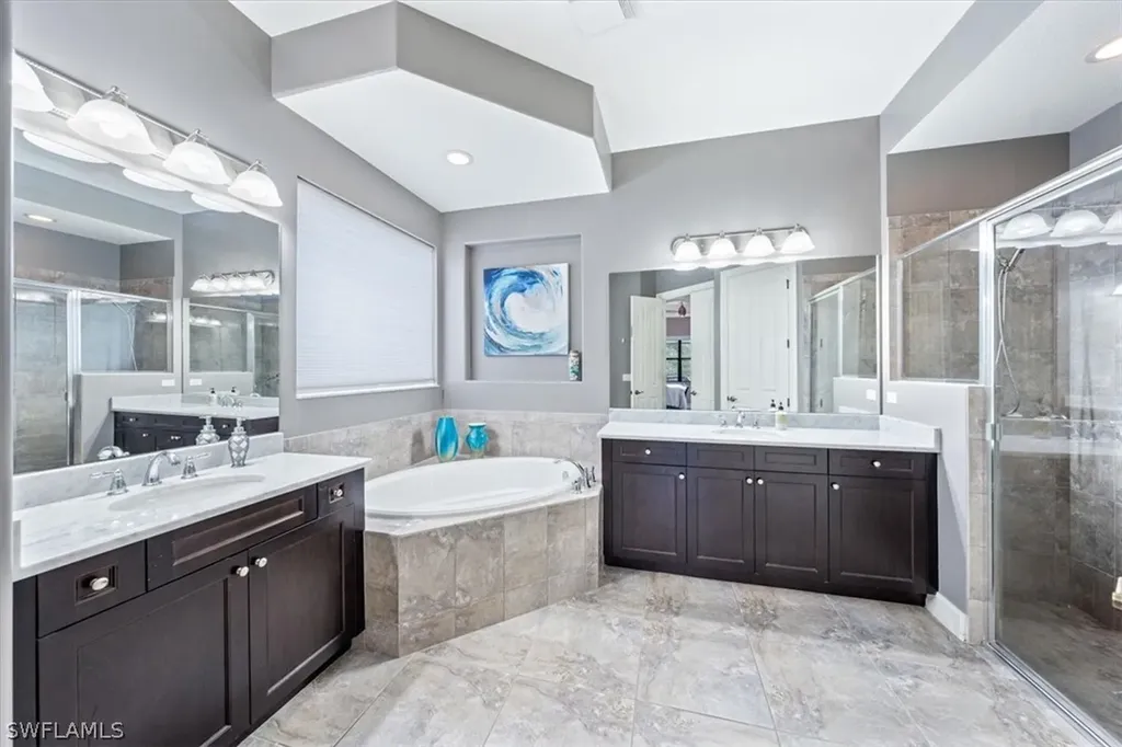 15855 Secoya Reserve Circle Naples FL 34110