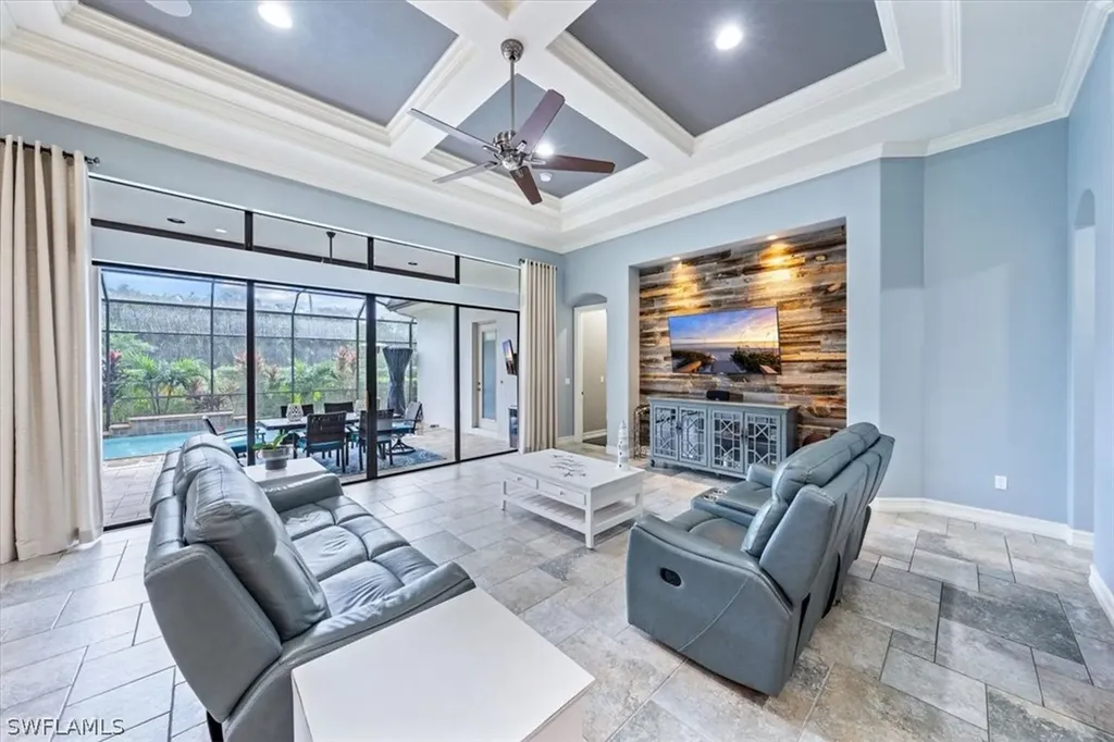 15855 Secoya Reserve Circle Naples FL 34110