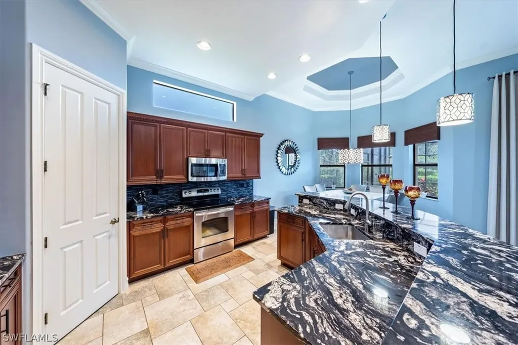15855 Secoya Reserve Circle Naples FL 34110