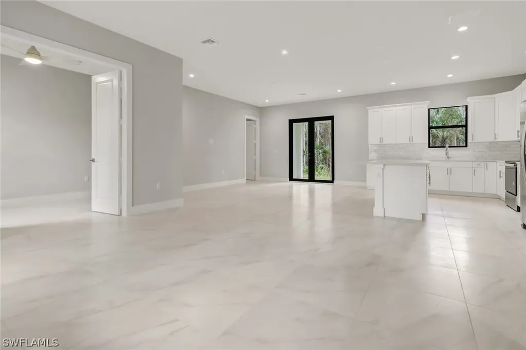 4239 18th Avenue SE Naples FL 34117
