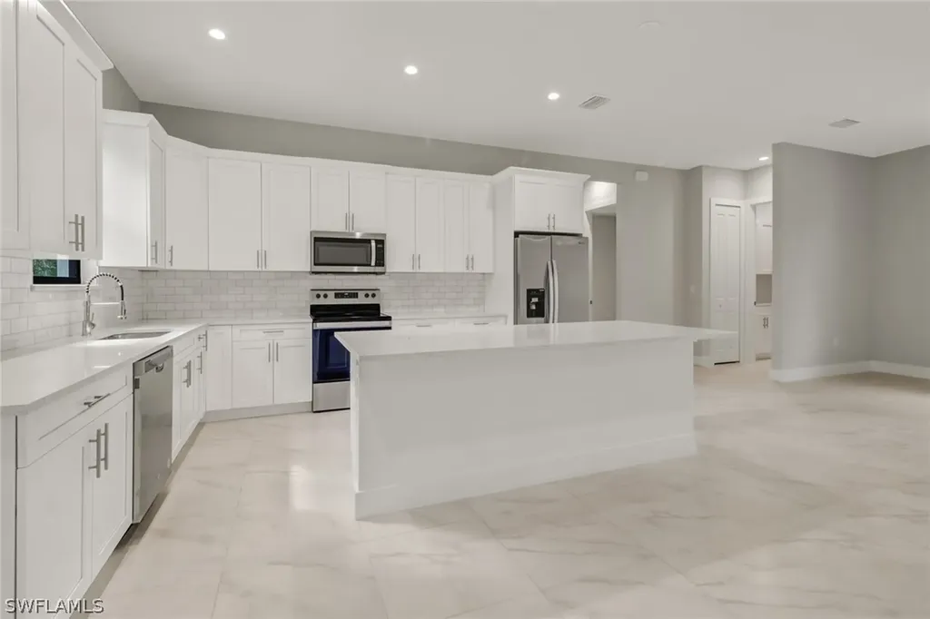 4239 18th Avenue SE Naples FL 34117