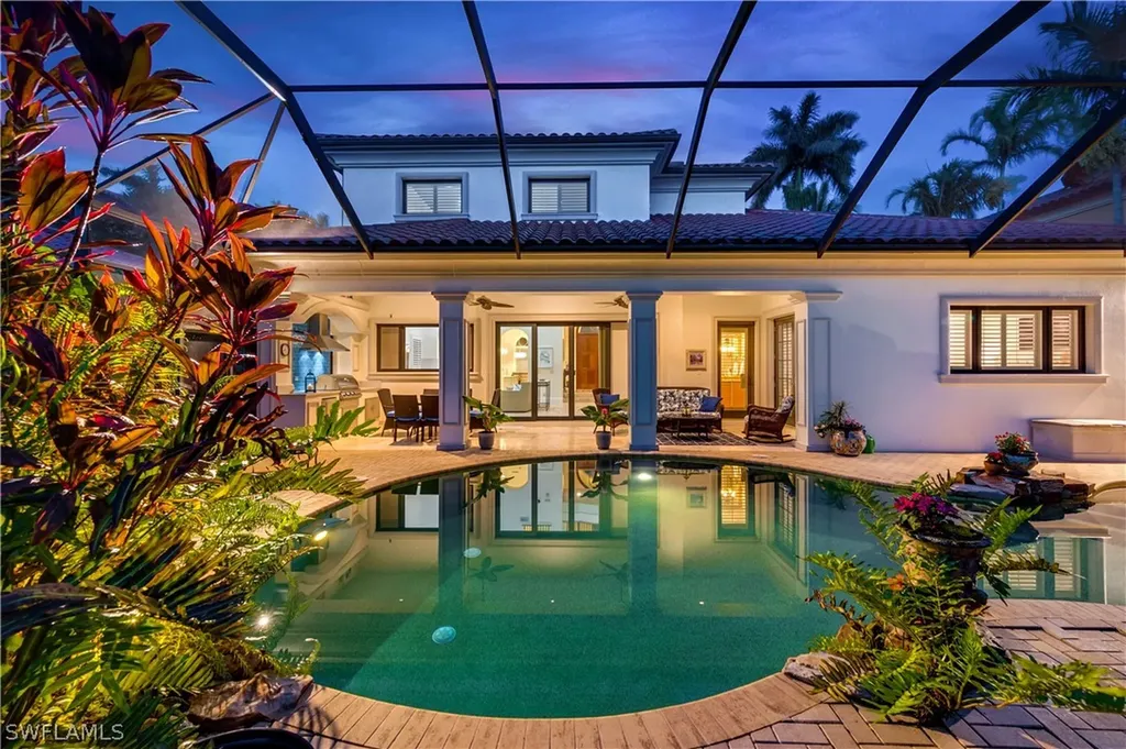 2955 Tiburon Boulevard E Naples FL 34109