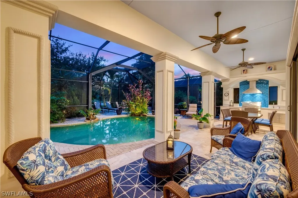 2955 Tiburon Boulevard E Naples FL 34109