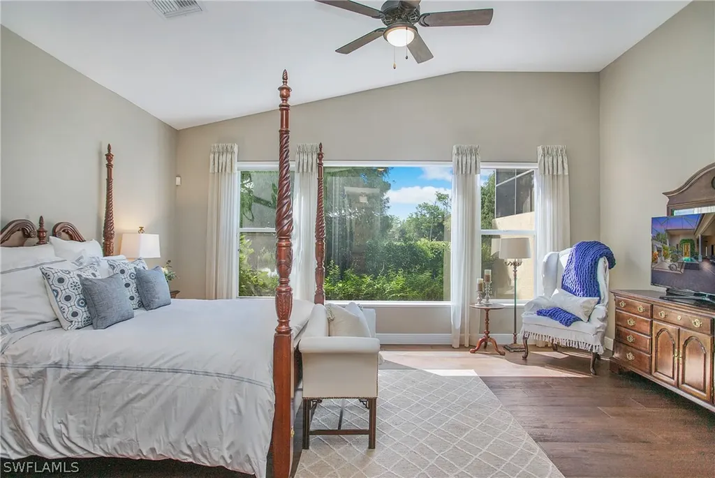 3110 Terramar Court Naples FL 34119