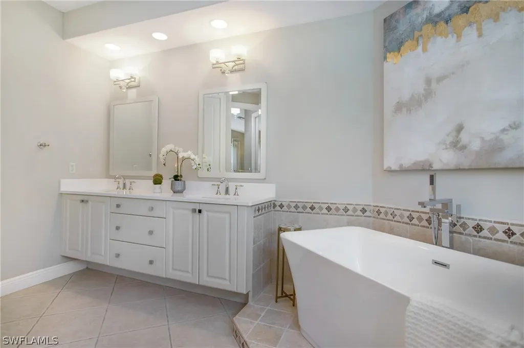 3110 Terramar Court Naples FL 34119