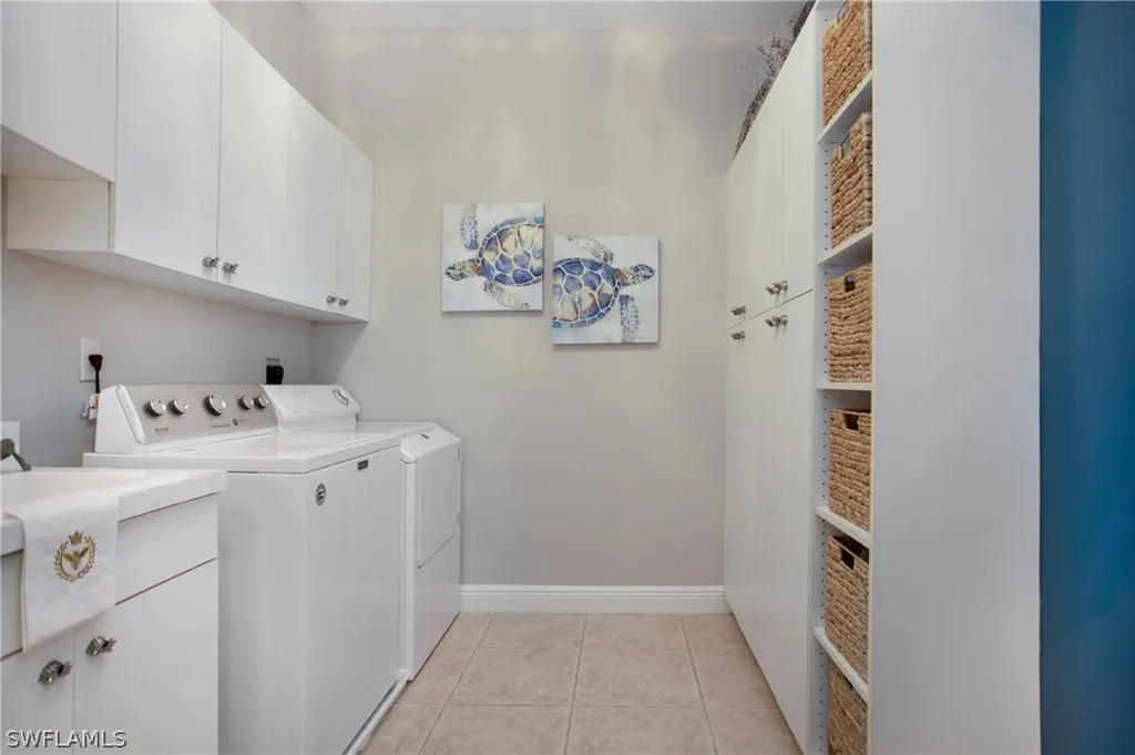 3110 Terramar Court Naples FL 34119