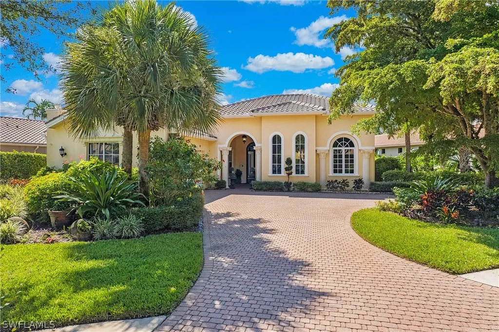 3110 Terramar Court Naples FL 34119