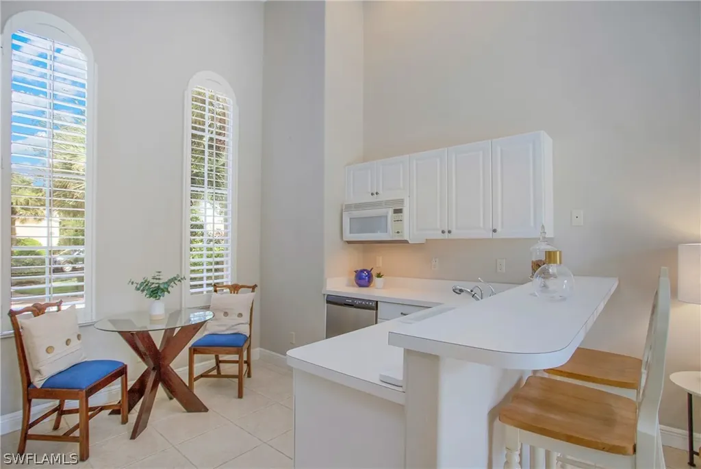 3110 Terramar Court Naples FL 34119