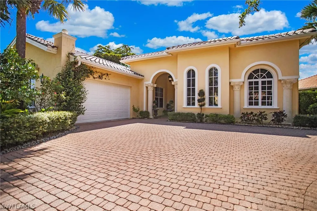 3110 Terramar Court Naples FL 34119