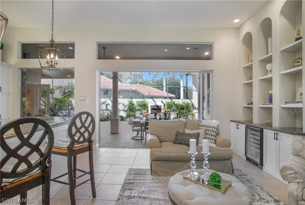3110 Terramar Court Naples FL 34119