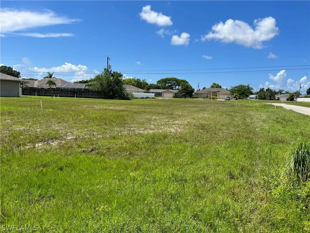 300 SE 18th Street Cape Coral FL 33990