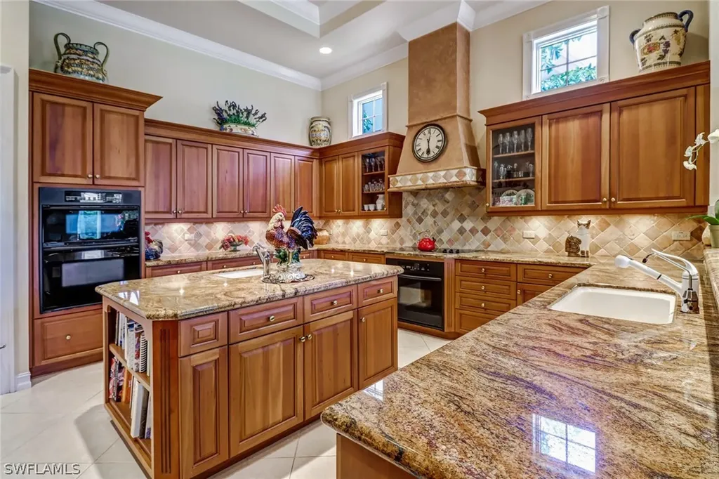9024 Terranova Drive Naples FL 34109