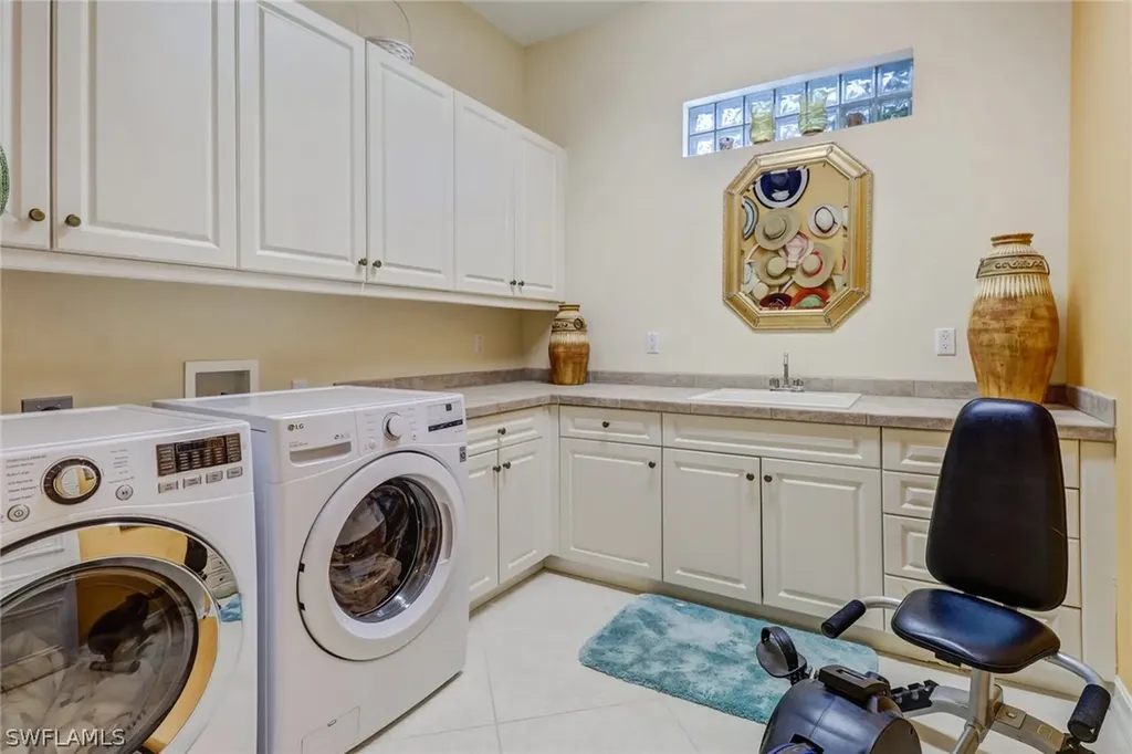 9024 Terranova Drive Naples FL 34109