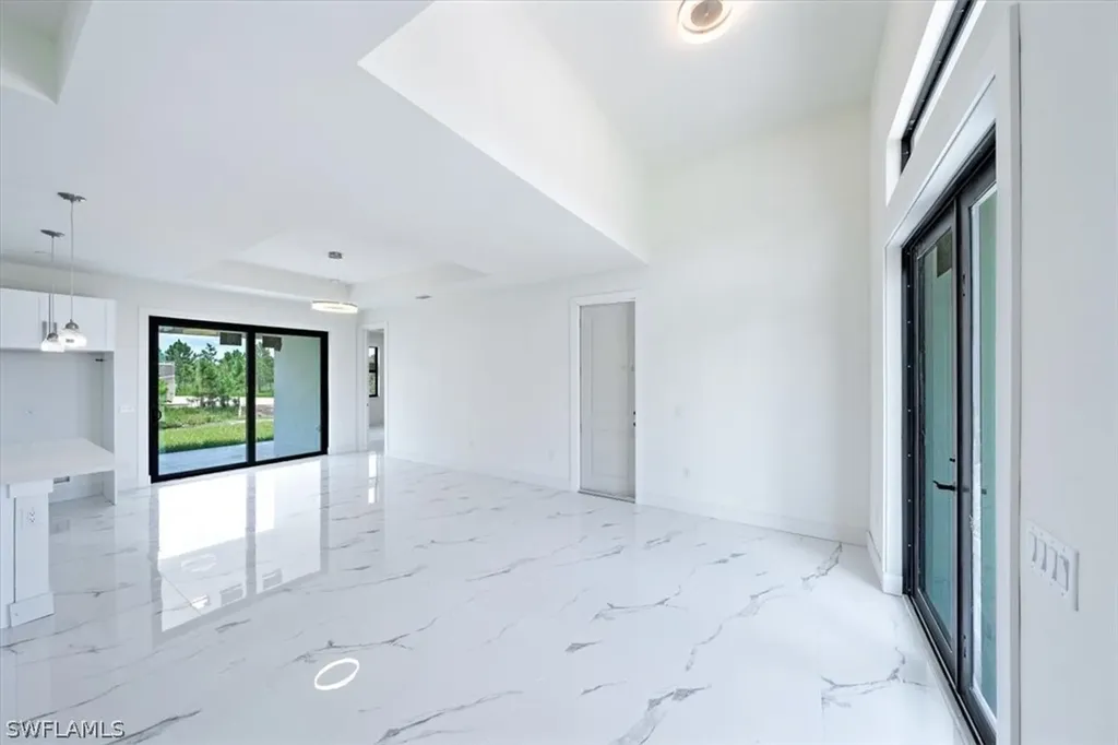 4355 68th Avenue NE Naples FL 34120