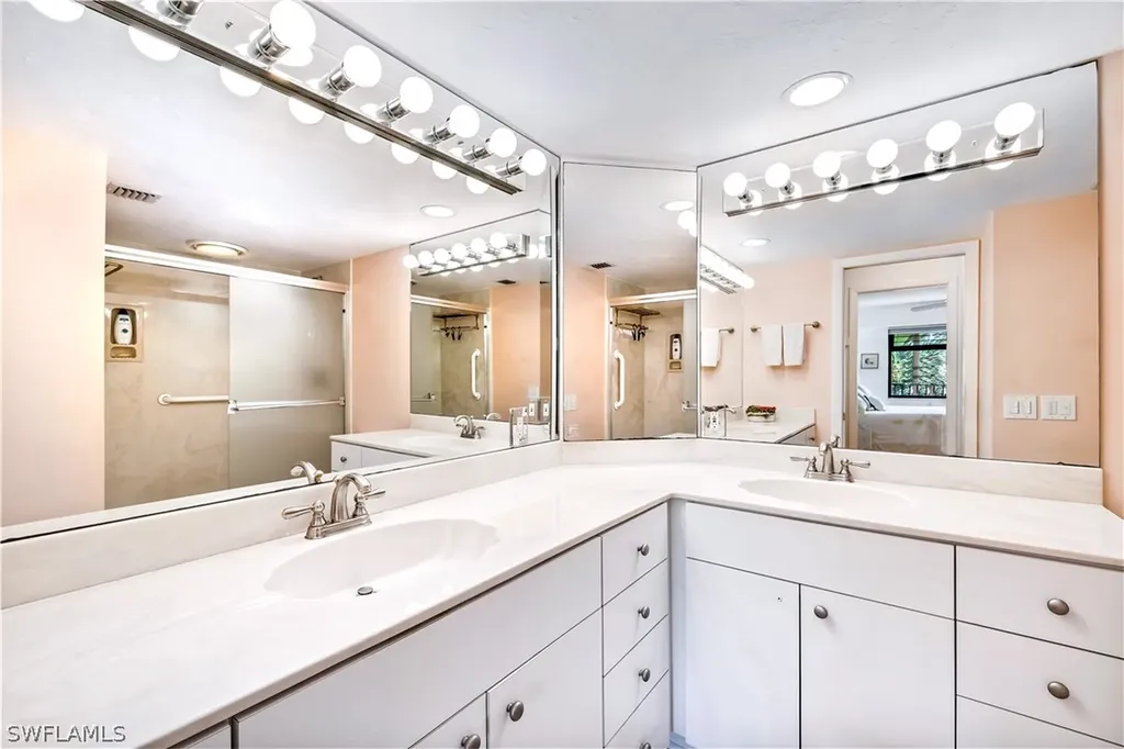 2721 W Gulf Drive Sanibel FL 33957