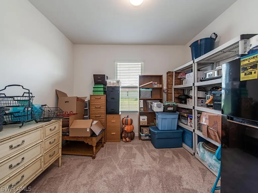 4317 SW 9th Place Cape Coral FL 33914