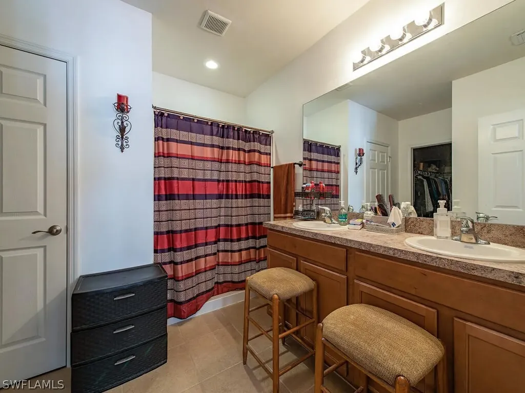 4317 SW 9th Place Cape Coral FL 33914