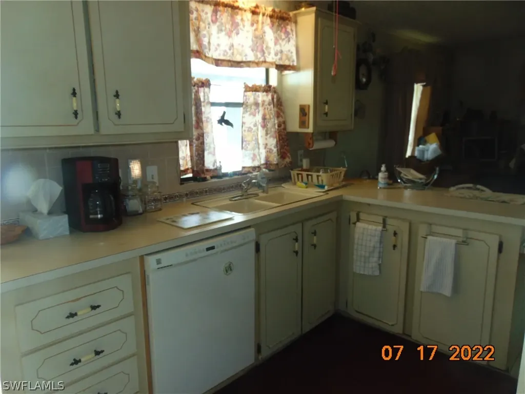 Naples FL 34104