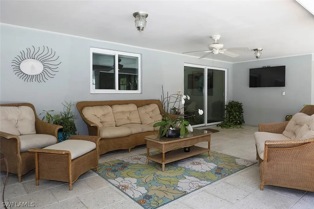 730 Dean Way Fort Myers FL 33919