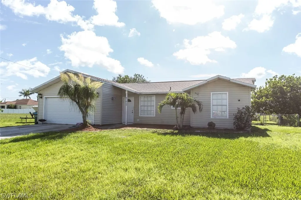 1409 NE 7th Avenue Cape Coral FL 33909