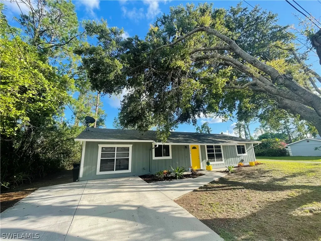 3819 4th Street W Lehigh Acres FL 33971