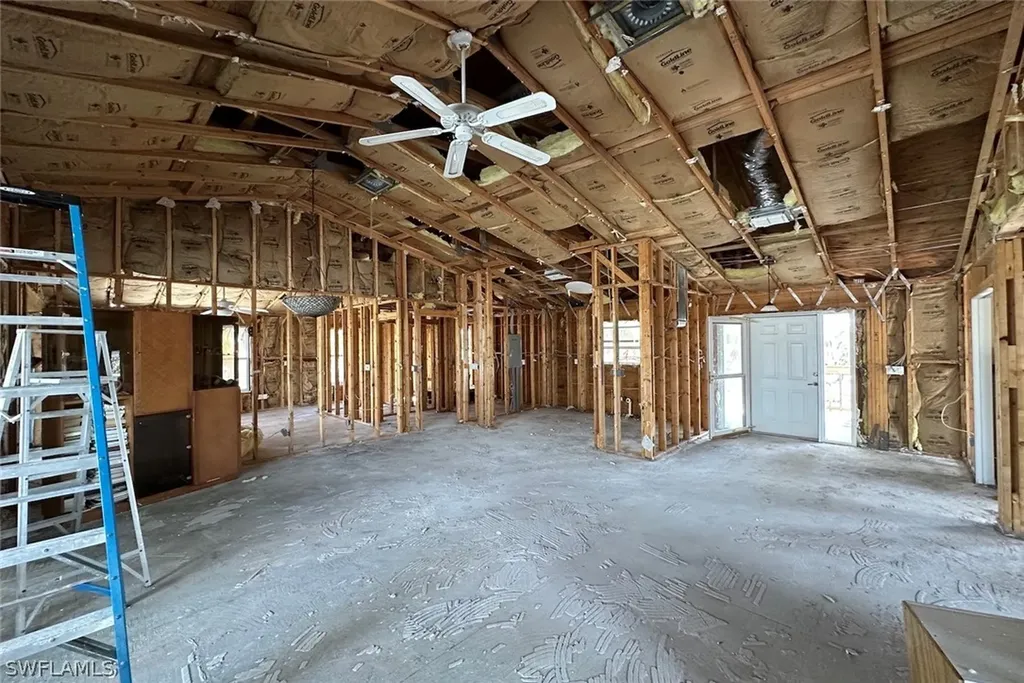 6136 Henderson Road Sanibel FL 33957
