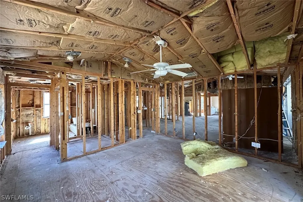 6136 Henderson Road Sanibel FL 33957