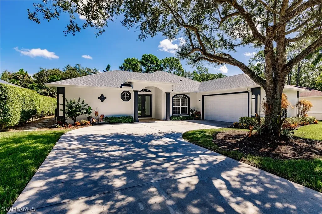 17 Heritage Way Naples FL 34110