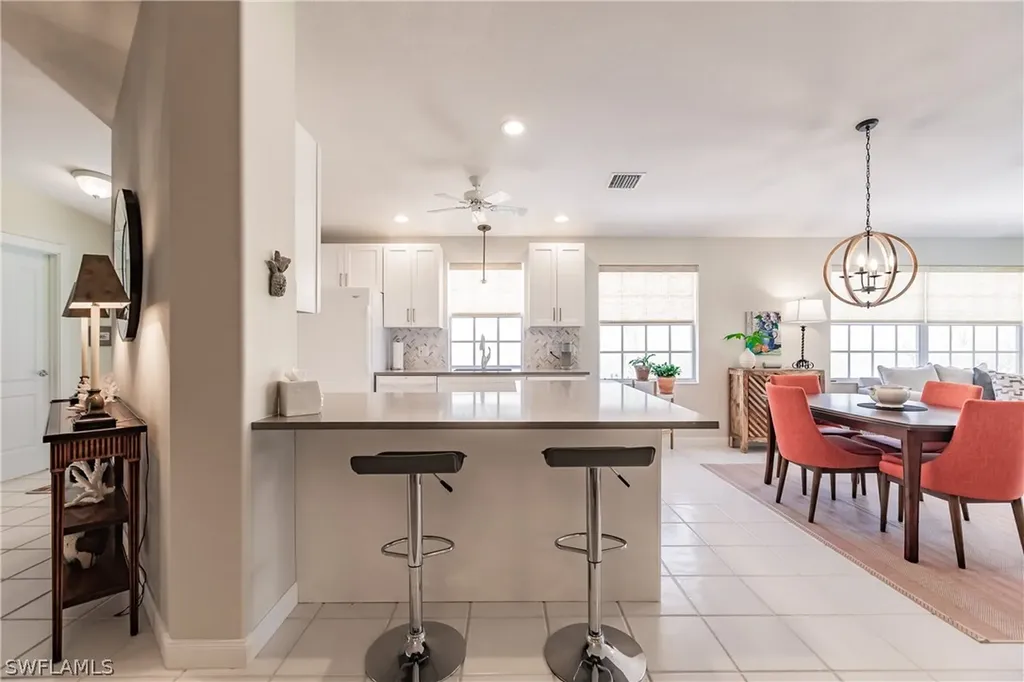 4086 Los Altos Court Naples FL 34109