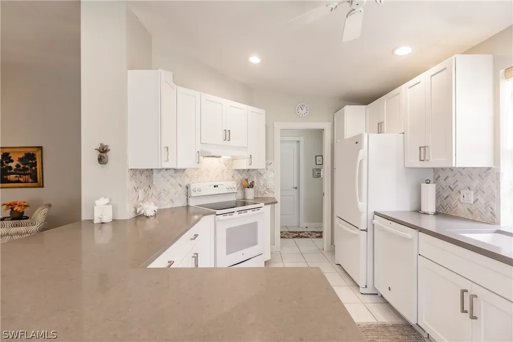 4086 Los Altos Court Naples FL 34109