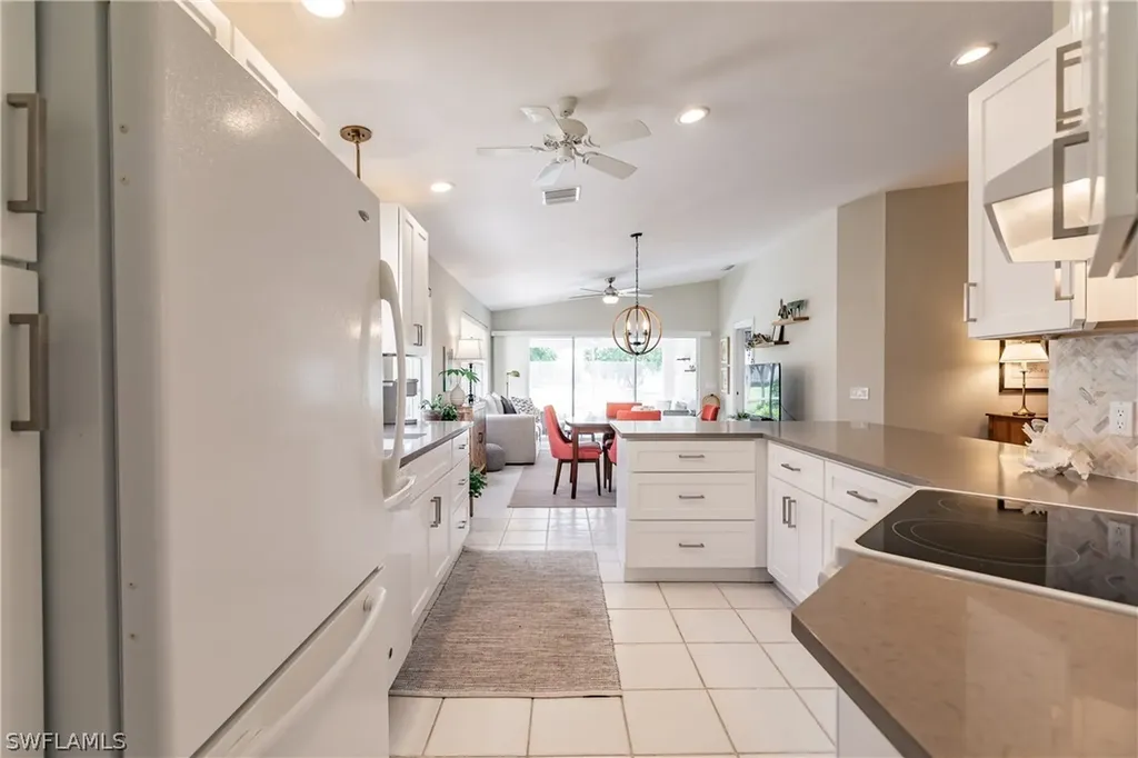 4086 Los Altos Court Naples FL 34109
