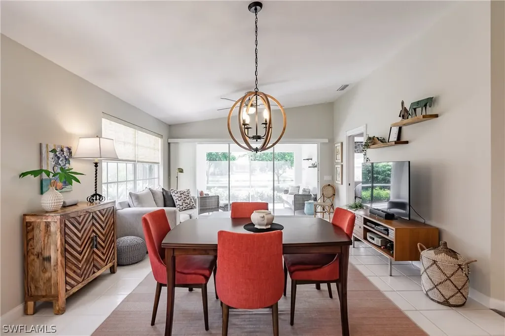 4086 Los Altos Court Naples FL 34109