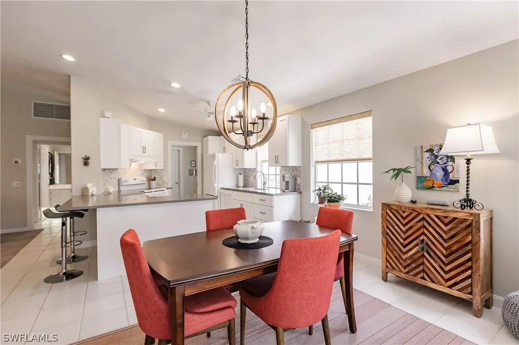 4086 Los Altos Court Naples FL 34109