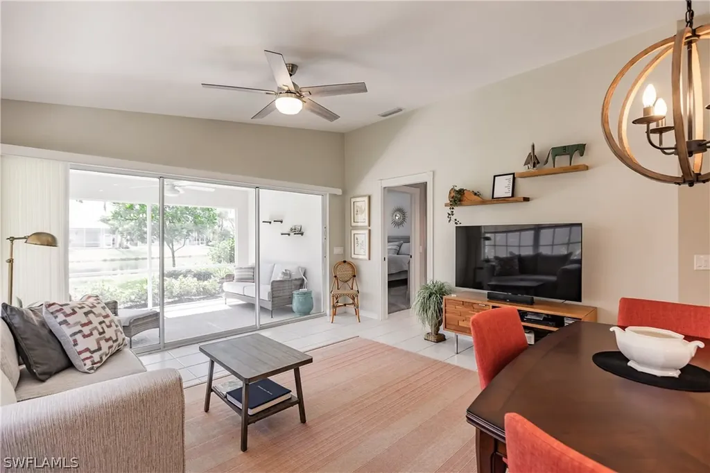 4086 Los Altos Court Naples FL 34109