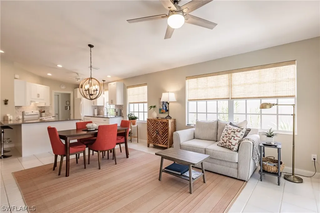 4086 Los Altos Court Naples FL 34109