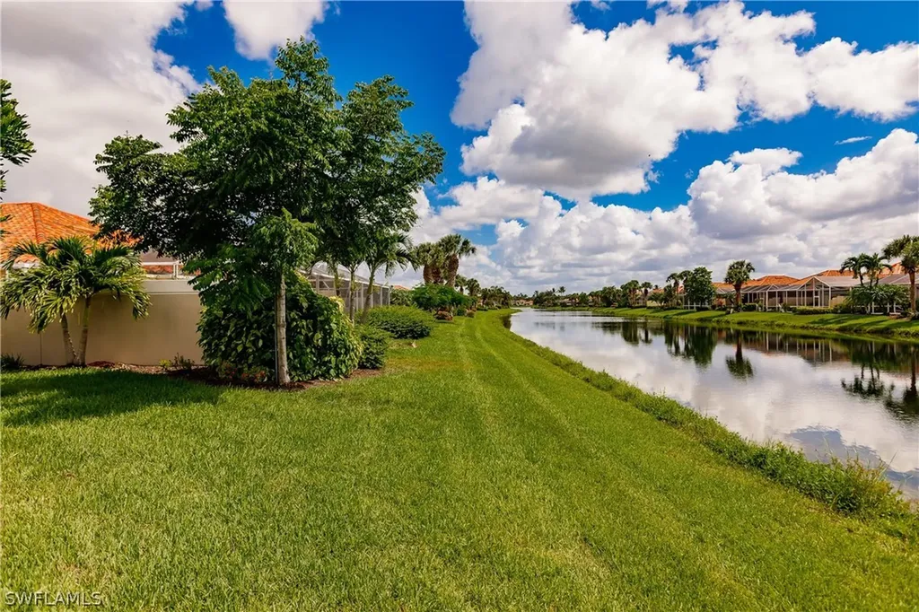 4086 Los Altos Court Naples FL 34109