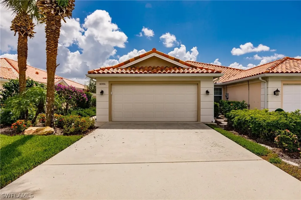 4086 Los Altos Court Naples FL 34109
