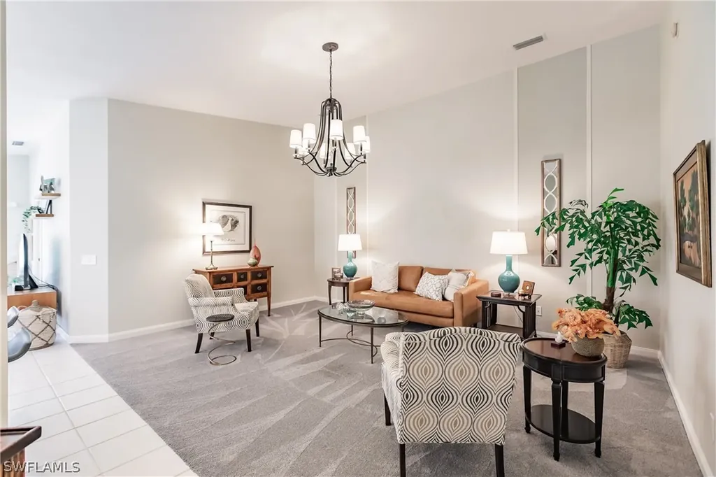 4086 Los Altos Court Naples FL 34109