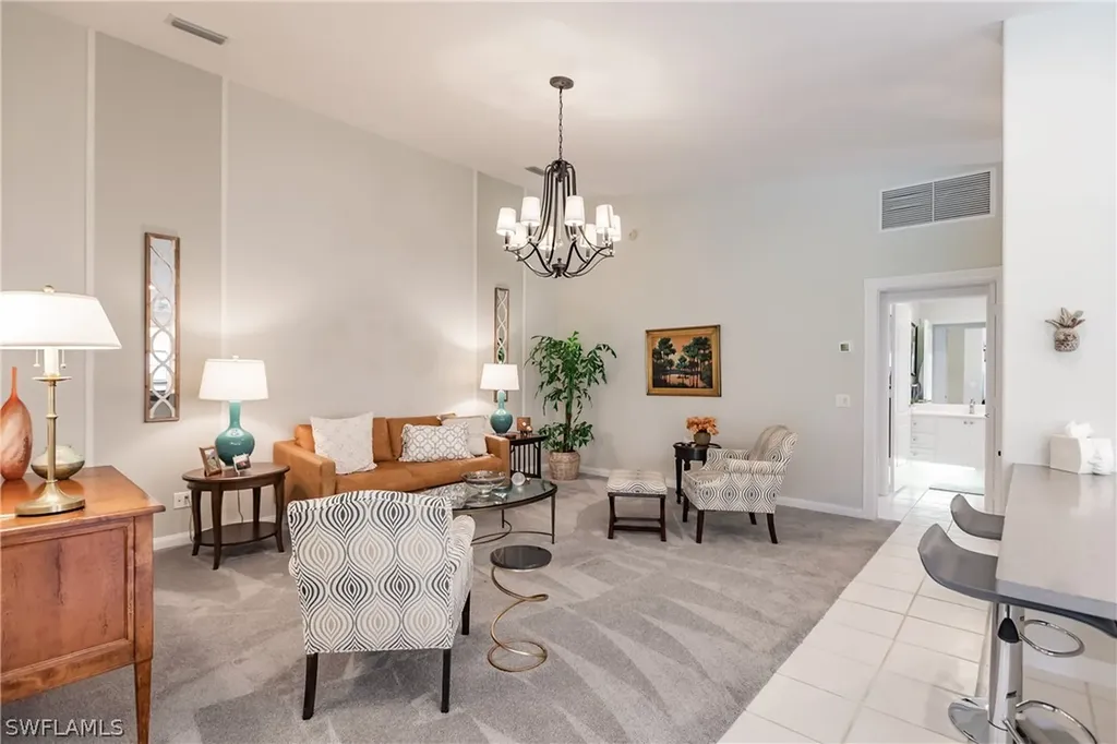 4086 Los Altos Court Naples FL 34109