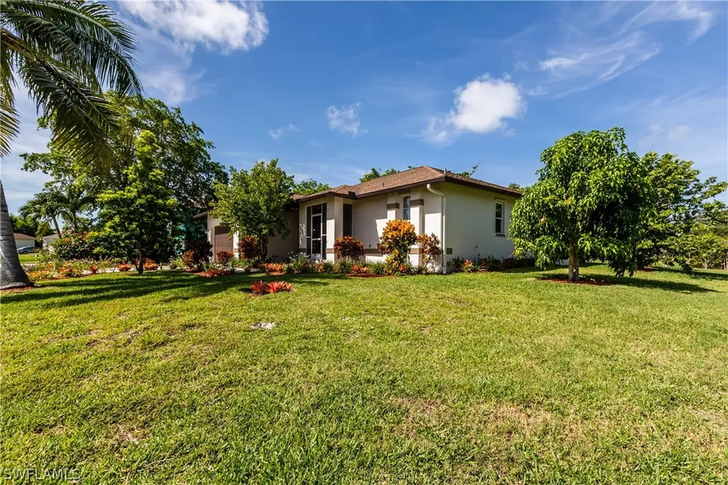 88 Tahiti Road Marco Island FL 34145